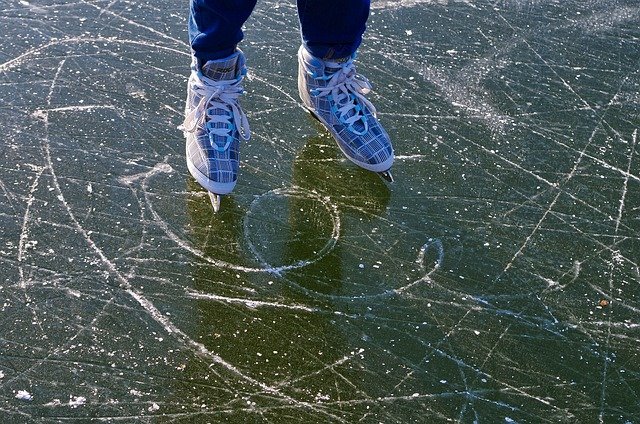 Schlittschuhlaufen an der Ostsee